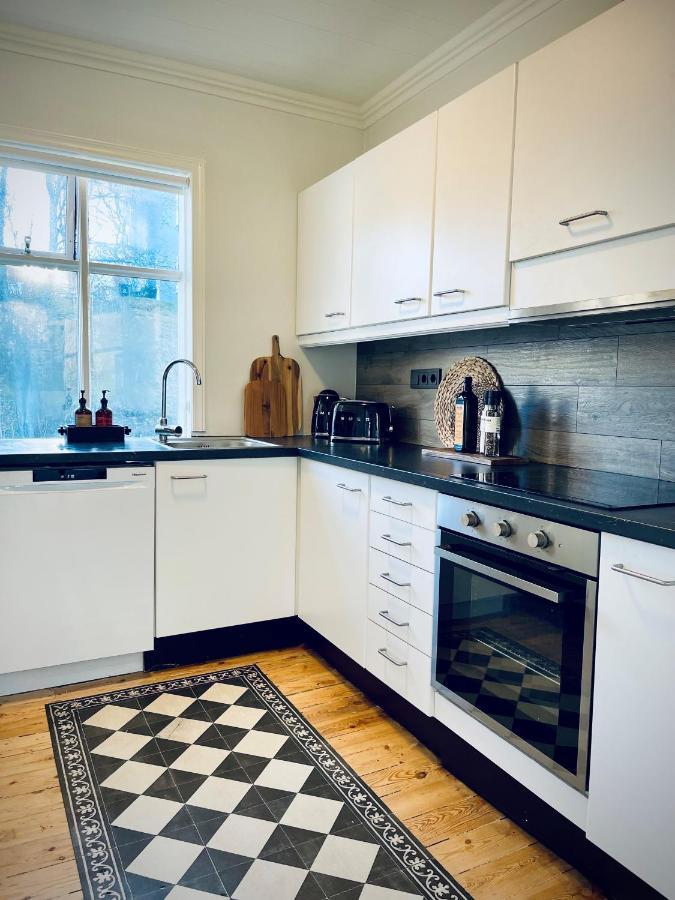 Day Dream Central Akureyri Three Bedroom Apt Екстер'єр фото