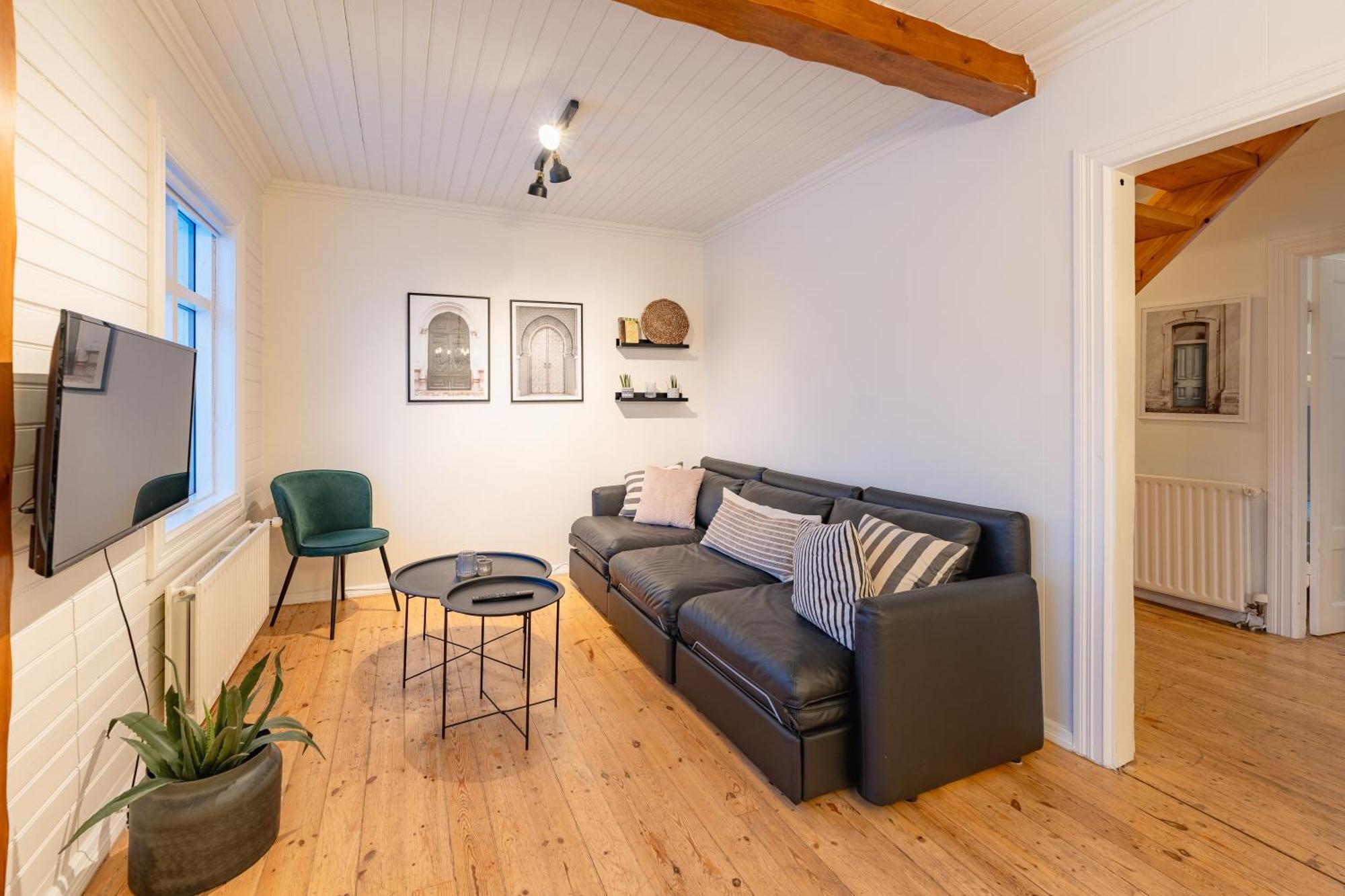 Day Dream Central Akureyri Three Bedroom Apt Екстер'єр фото