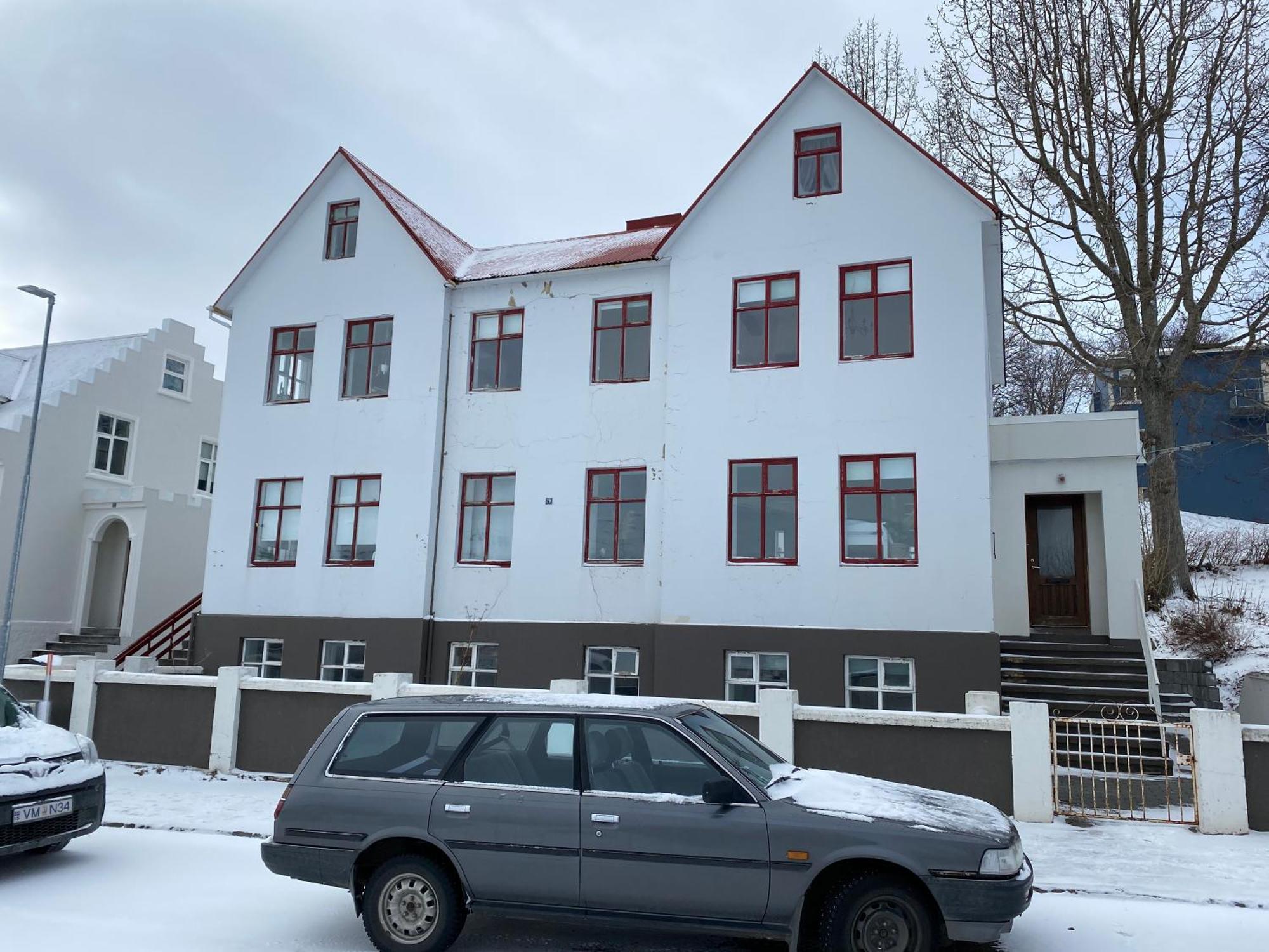 Day Dream Central Akureyri Three Bedroom Apt Екстер'єр фото